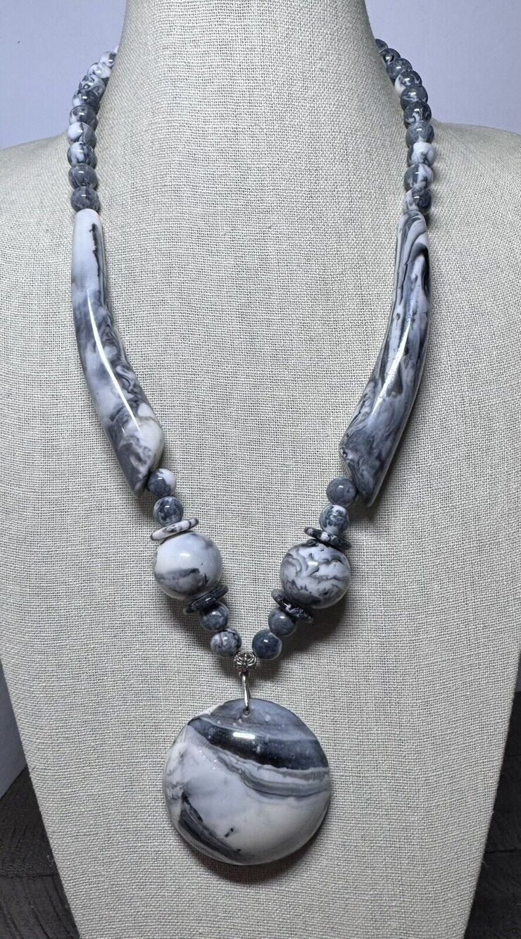 Black and White Marbled Statement Beaded Necklace Bold Chunky Pendant 26"
